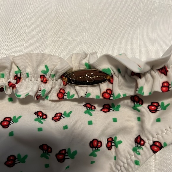 Jessica Simpson cherry bikini - Picture 4 of 4